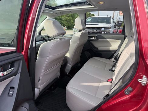 Used 2014 Subaru Forester 2.5i Limited w/ Popular Package #2 AWD/4WD image 15