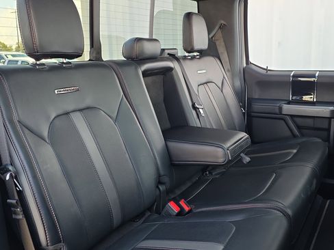 Used 2020 Ford F450 Platinum w/ FX4 Off-Road Package image 38