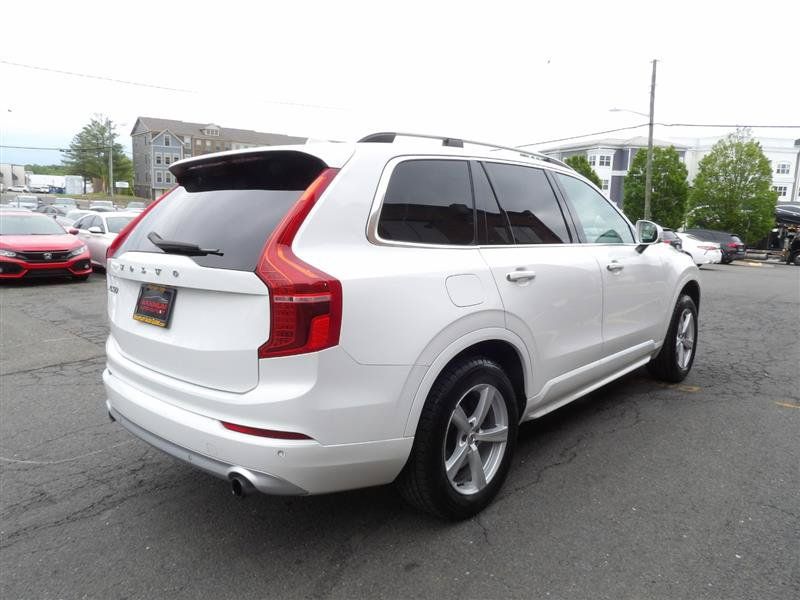 Used 2018 Volvo XC90 T5 Momentum FWD image 5