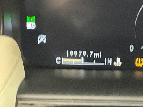 Used 2022 Lincoln Nautilus Black Label w/ Class II Trailer Tow Package image 17