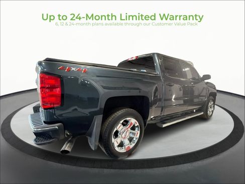 Used 2018 Chevrolet Silverado 1500 LT w/ LT Eassist Package AWD/4WD image 7