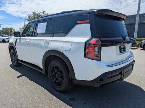 Certified 2026 Nissan Armada PRO-4X w/ Captain's Chari Seat Package AWD/4WD image 7