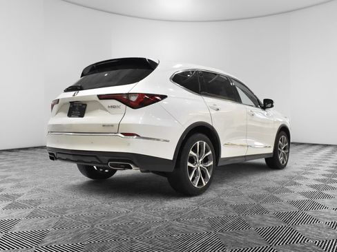 Used 2022 Acura MDX SH-AWD w/ Technology Package image 5