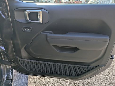 New 2026 Jeep Gladiator Sport image 31