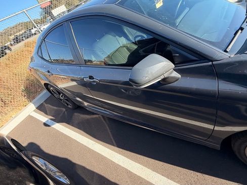 Used 2025 Toyota Camry XSE image 6
