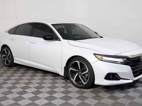 Used 2022 Honda Accord Sport image 3