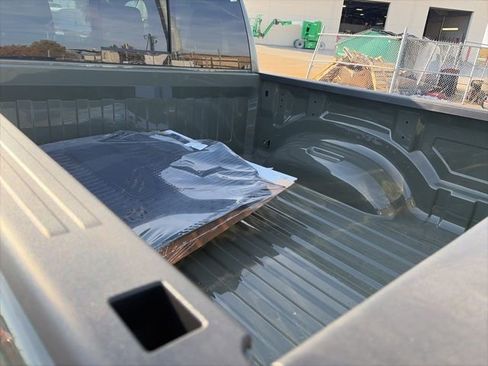 New 2026 RAM 1500 4x4 Crew Cab image 22