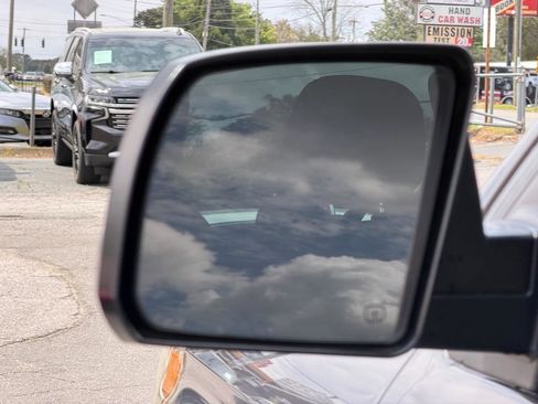 Used 2019 Toyota Tundra SR5 w/ SR5 Upgrade Package image 27