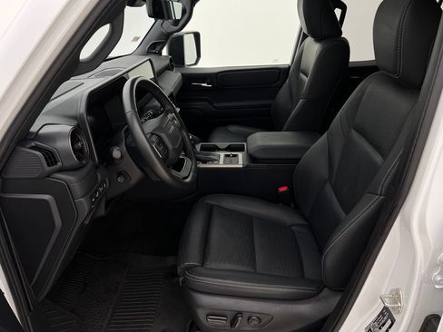 Used 2024 Toyota Land Cruiser w/ Premium Package image 11