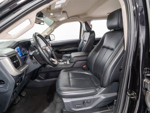 Used 2024 Ford Expedition Max XLT AWD/4WD image 16