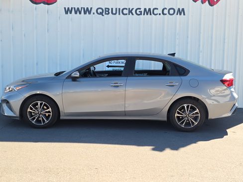 Used 2024 Kia Forte LXS image 4