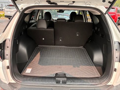 Used 2024 Hyundai Tucson Limited AWD/4WD image 12