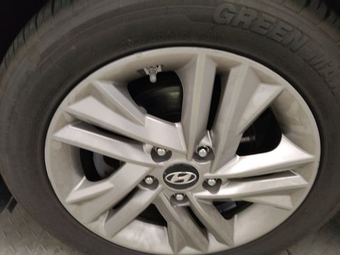 Used 2019 Hyundai Elantra Value Edition w/ Cargo Package FWD image 31