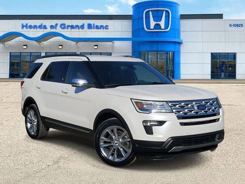 Used 2019 Ford Explorer XLT w/ Equipment Group 202A AWD/4WD image 1