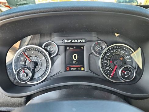 Used 2024 RAM 2500 Big Horn w/ Bed Utility Group image 22