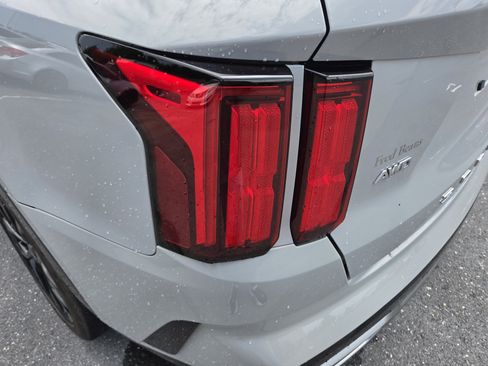 Used 2022 Kia Sorento SX AWD/4WD image 15
