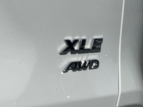 Used 2025 Toyota RAV4 XLE w/ Convenience Package image 15