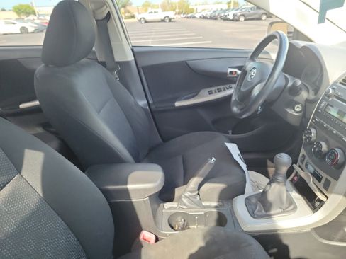 Used 2010 Toyota Corolla S image 10