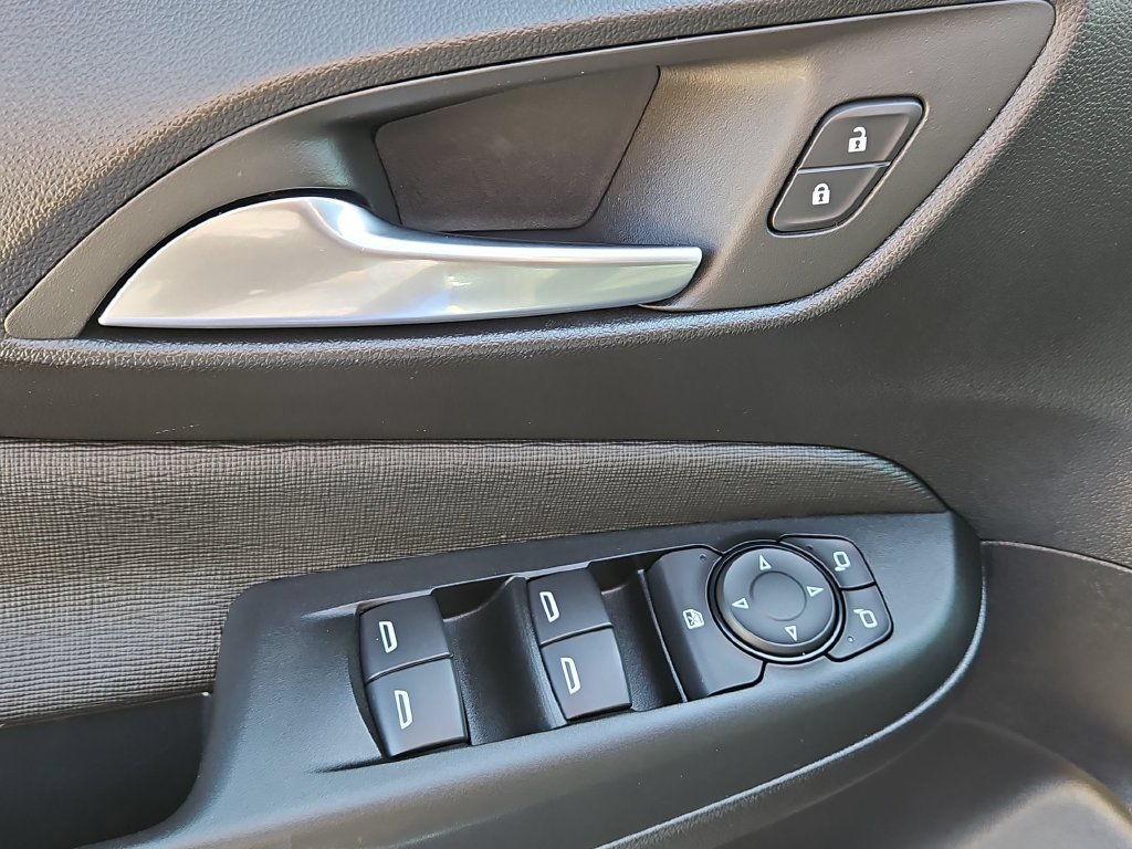 Used 2026 Buick Envista Preferred FWD image 13