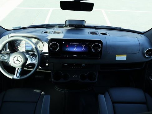 New 2026 Mercedes-Benz Sprinter 2500 image 4