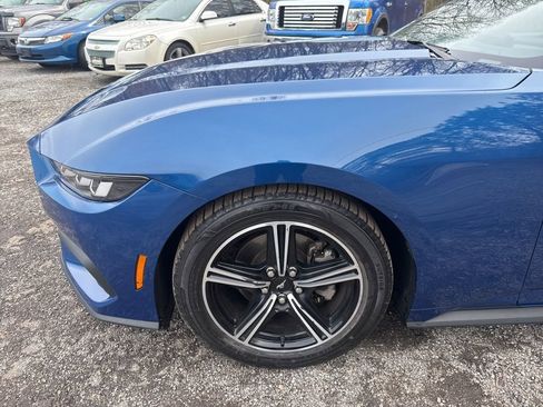 Used 2024 Ford Mustang Coupe image 6