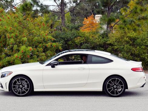 Used 2022 Mercedes-Benz C 300 Coupe image 3