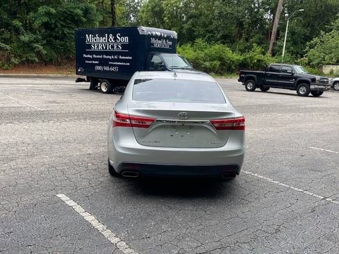 Used 2013 Toyota Avalon Limited FWD image 6