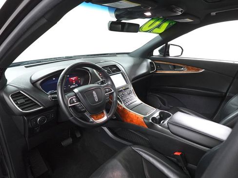 Used 2020 Lincoln Nautilus Reserve w/ Equipment Group 201A image 14