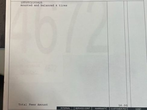 Used 2024 Chevrolet Silverado 2500 Custom w/ Custom Value Package image 21