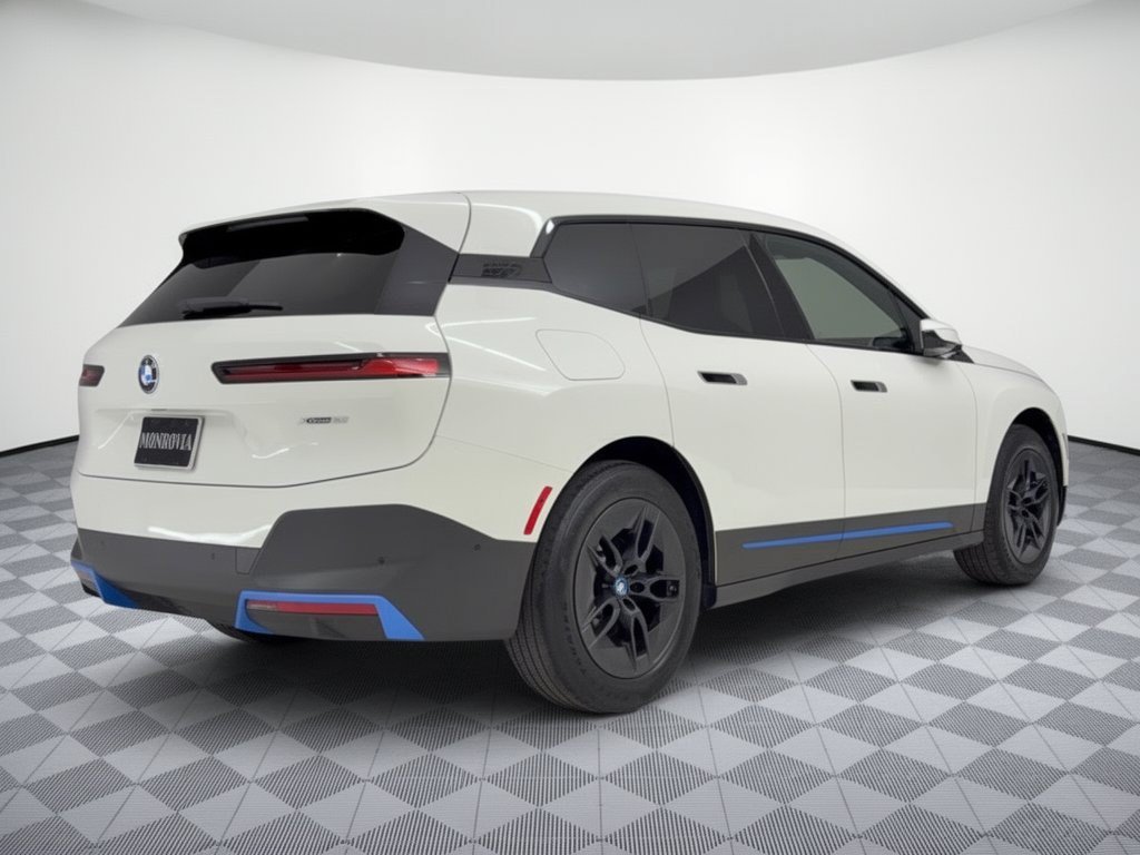 Certified 2024 BMW iX xDrive50 w/ Convenience Package AWD/4WD image 9