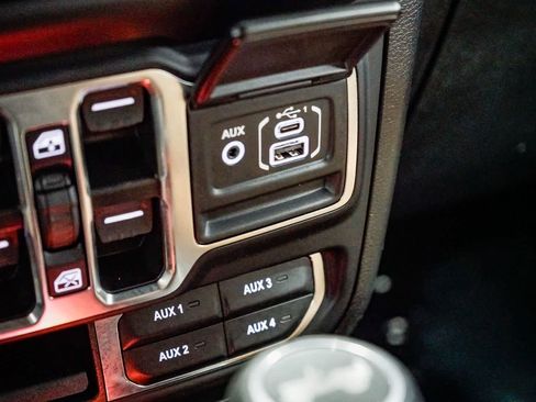 Used 2023 Jeep Wrangler Sahara w/ Safety Group image 23