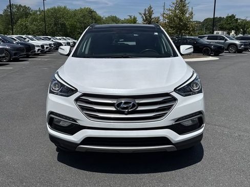 Used 2018 Hyundai Santa Fe Sport FWD image 2