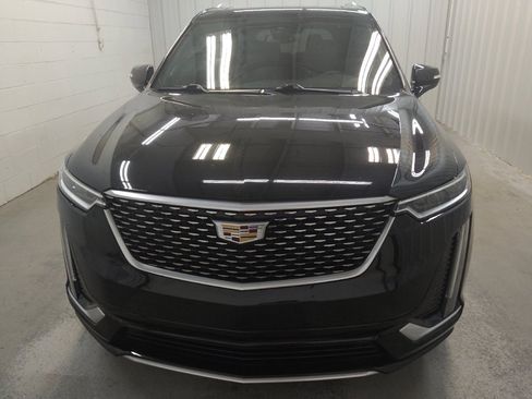 Used 2020 Cadillac XT6 Premium Luxury AWD/4WD image 15