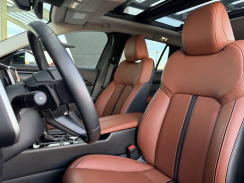 Used 2024 MAZDA CX-50 Meridian Edition w/ Apex Package image 33