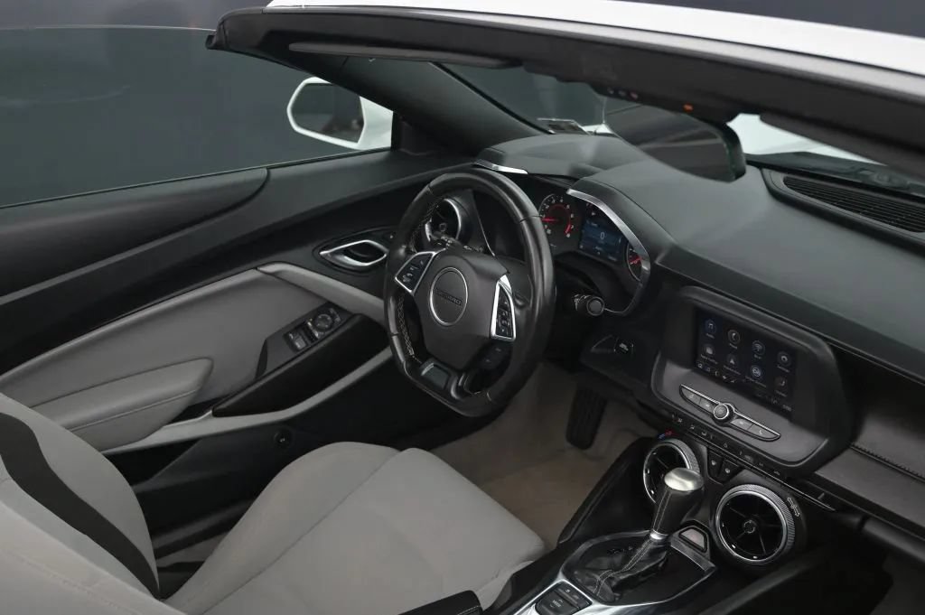 Used 2023 Chevrolet Camaro LT RWD image 44