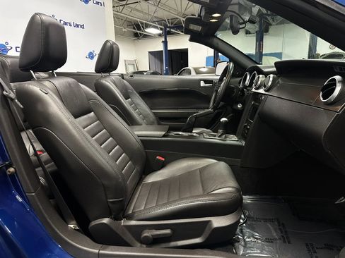 Used 2009 Ford Mustang Shelby GT500 RWD image 19