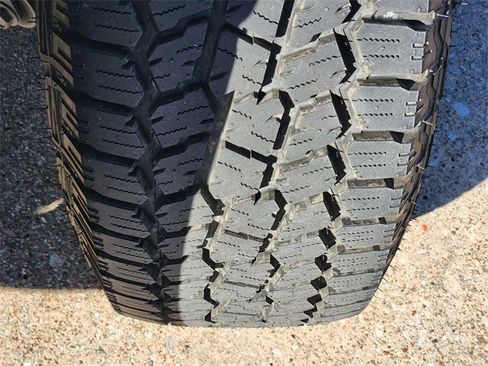 Certified 2025 RAM 1500 Big Horn image 10