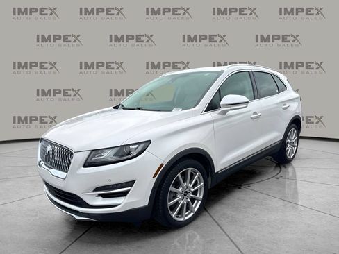 Used 2019 Lincoln MKC Reserve w/ MKC Technology Package FWD image 1