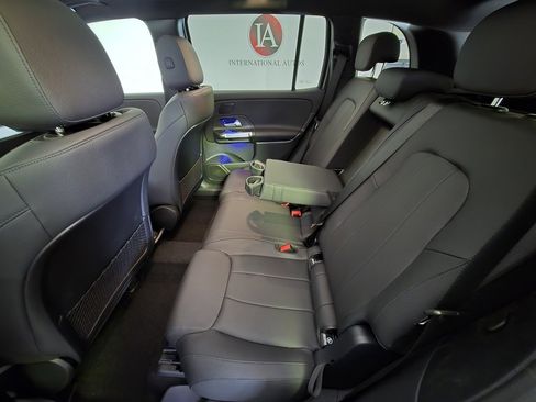 New 2025 Mercedes-Benz GLB 250 4MATIC image 12