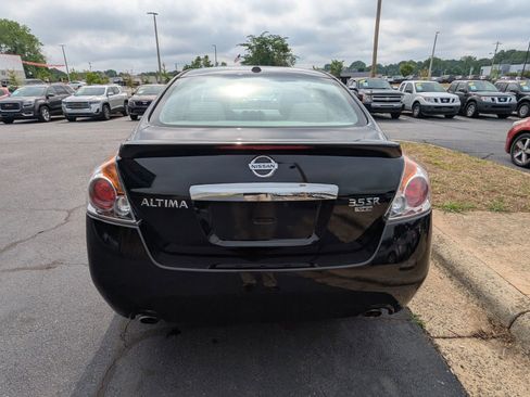 Used 2012 Nissan Altima 3.5 SR w/ Sport Pkg FWD image 6