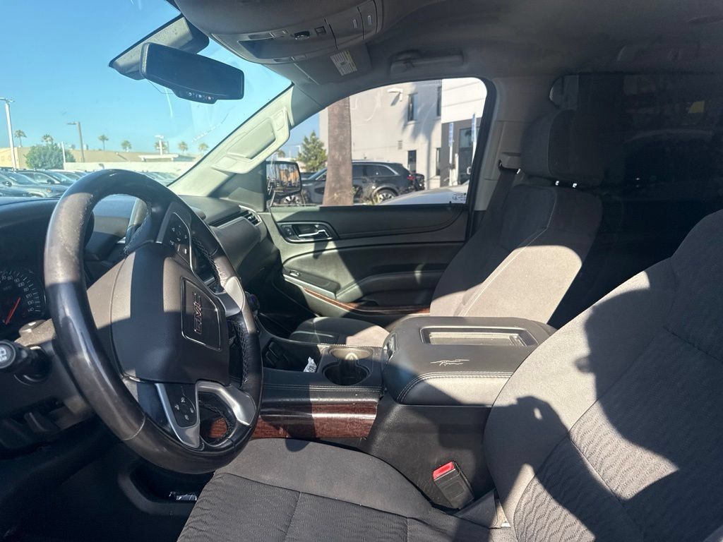 Used 2020 GMC Yukon SLE w/ SLE Value Package RWD image 37