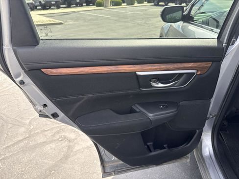 Used 2017 Honda CR-V EX image 19