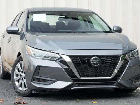 Used 2023 Nissan Sentra S FWD image 2