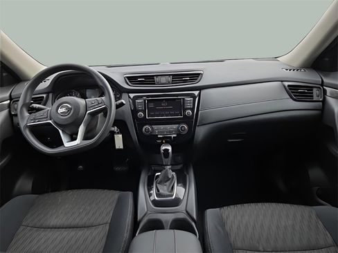 Used 2018 Nissan Rogue S image 17