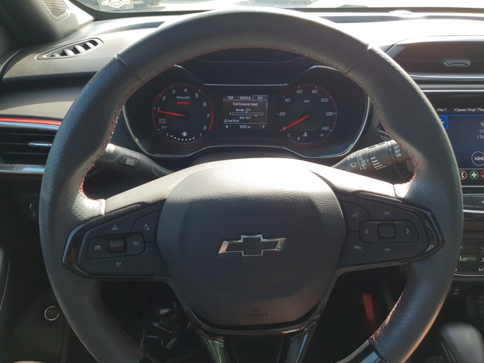 Used 2021 Chevrolet TrailBlazer RS w/ Sun and Liftgate Package FWD image 24