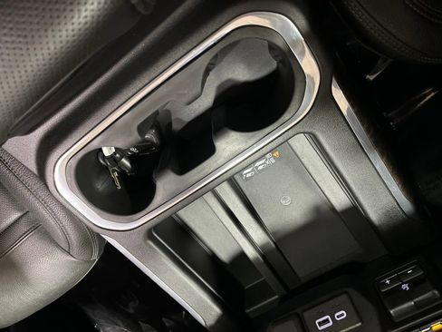 Used 2019 GMC Sierra 1500 Denali w/ Denali Ultimate Package AWD/4WD image 31