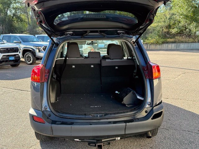 Used 2014 Toyota RAV4 LE AWD/4WD image 7