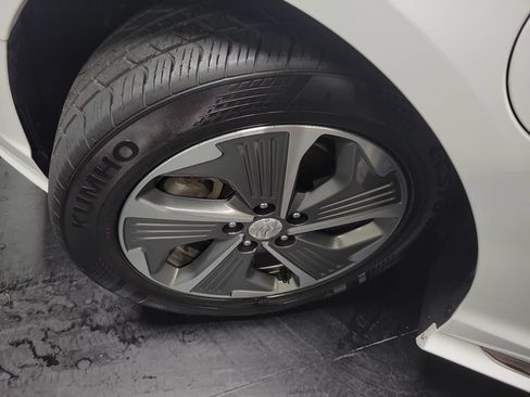 Used 2019 Hyundai Sonata Limited FWD image 14