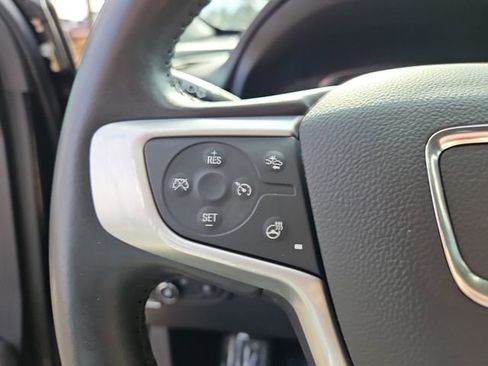 Used 2022 GMC Terrain SLT w/ Infotainment Package II image 25