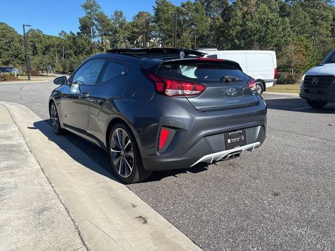 Used 2020 Hyundai Veloster 2.0 Premium image 7